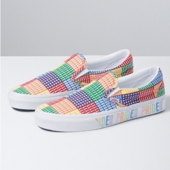 VANS Pride Multicolor Slip-on NWT‎ - Picture 1 of 7